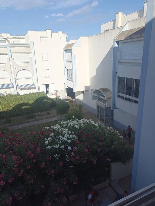 Appartement 2 Pieces + Cabine, 6 Couchages Le Grau-du-Roi Exterior photo